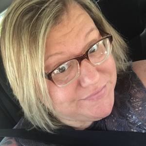 Meet your Posher, Edith